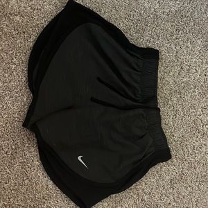 GOOD CONDITION WOMENS XS